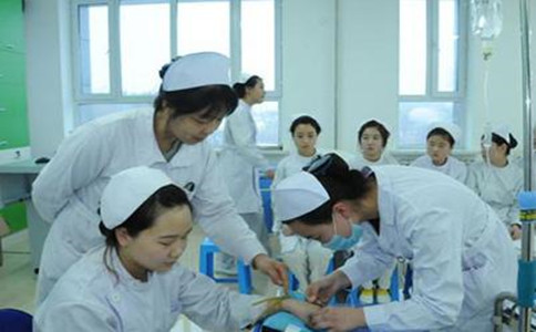 成都卫校护理专业图