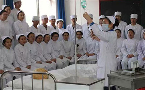 成都卫校