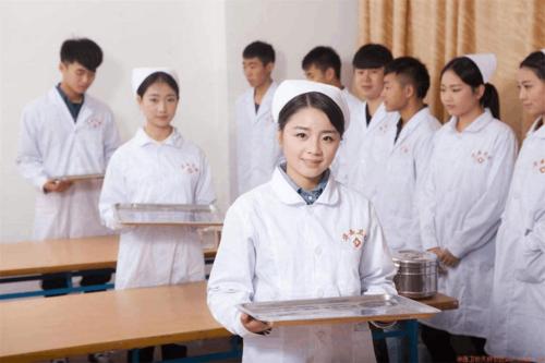 成都卫校护理专业图