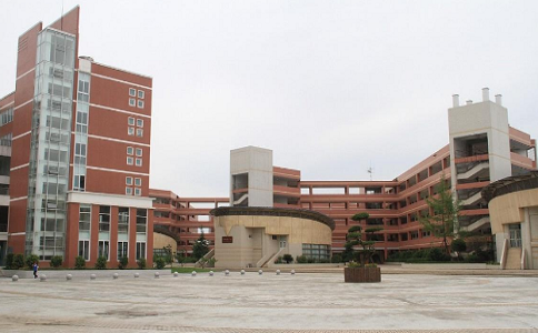 德阳护理职业学院收分线是多少？